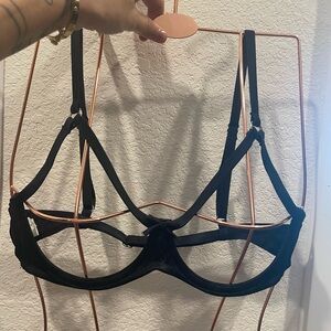 Like New Fleur Du Mal open cup silk bra